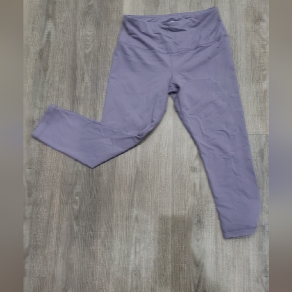 90 Degree by reflex violet crop athletic leggings  size medium